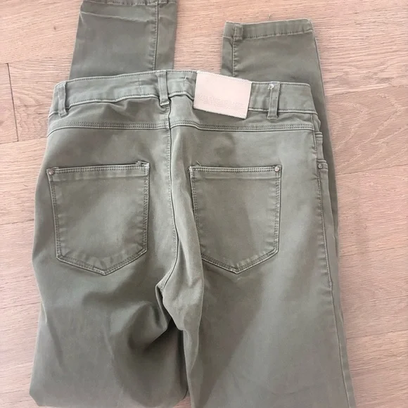 Zara Olive Green Skinny Pants - Picture 6 of 6
